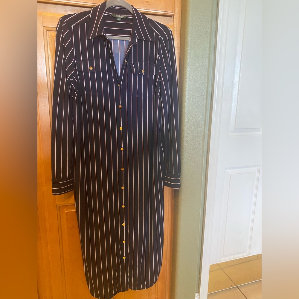 Ralph Lauren button down dress. Size M. Dark blue with maroon and white stripes